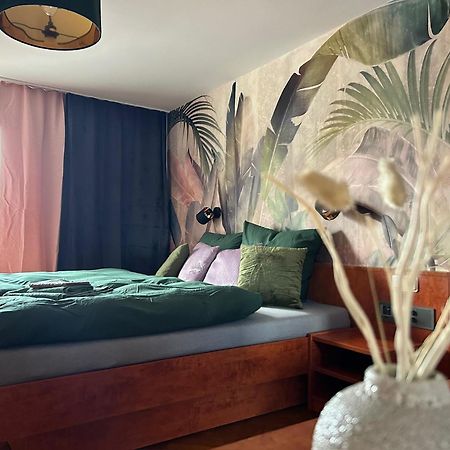 Pension Faulpelz - Doppelzimmer Flora Niederorschel Exteriör bild